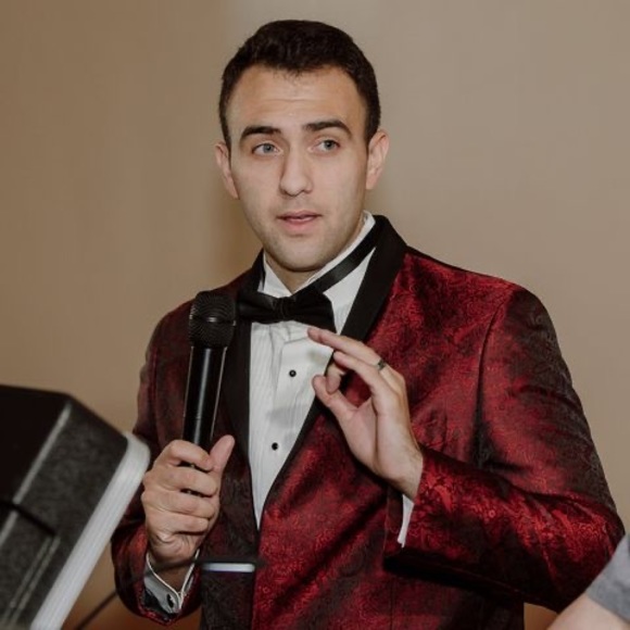 Meet your Posher, Dylan - Picture 1 of 1